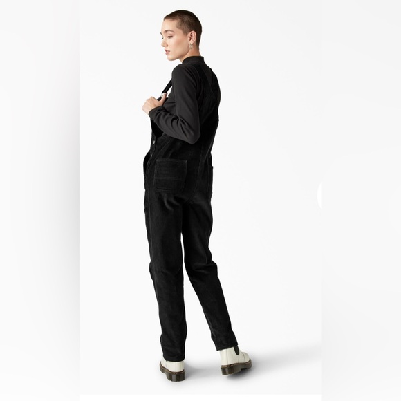 Dickies Women’s Halleyville Corduroy Bib Overalls. Size M Color Black NEVER USED - Picture 2 of 11
